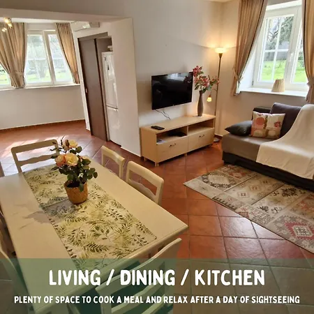 Pardubsky Apartment *